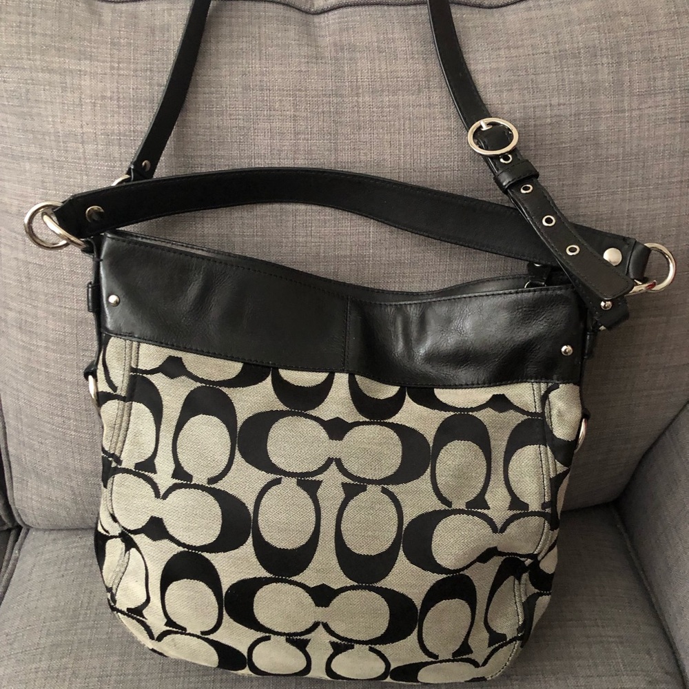 Zoe Style Coach Handbag - Picture 2 of 6